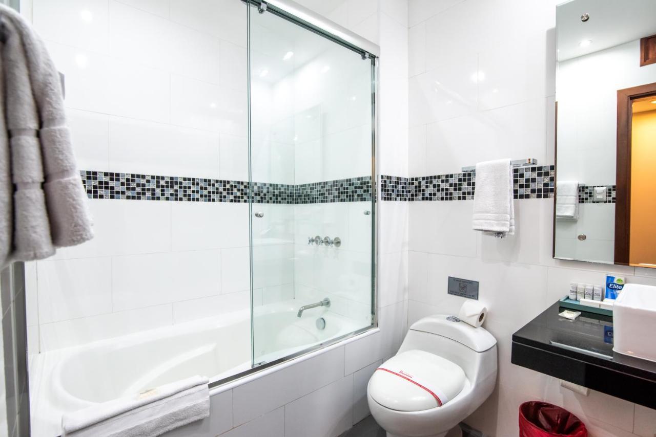 El Polo Apart Hotel & Suites Lima Bagian luar foto